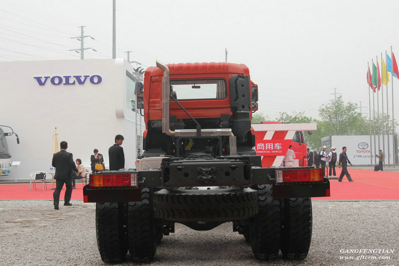 东风大力神 _ DFL1330A1 _ 6×6 特种车